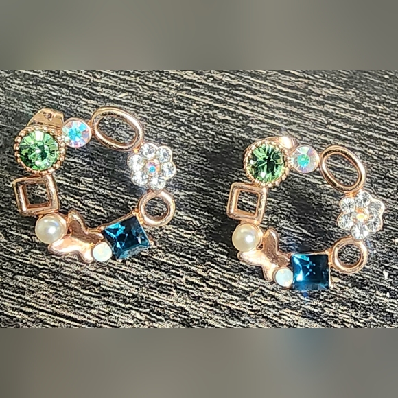 2 pairs of earrings never worn - Picture 7 of 7